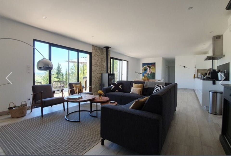 Villa | Dining