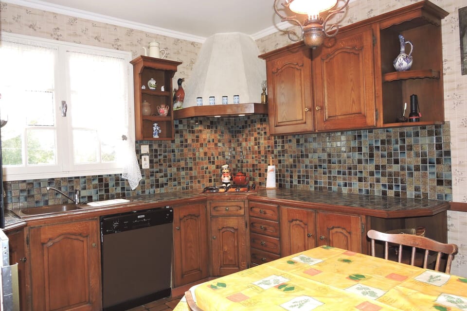 House | Private kitchen | Fridge, highchair