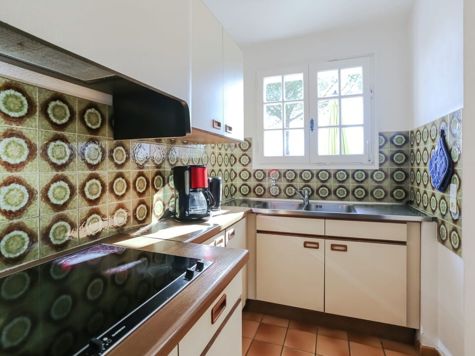 House | Private kitchen | Highchair