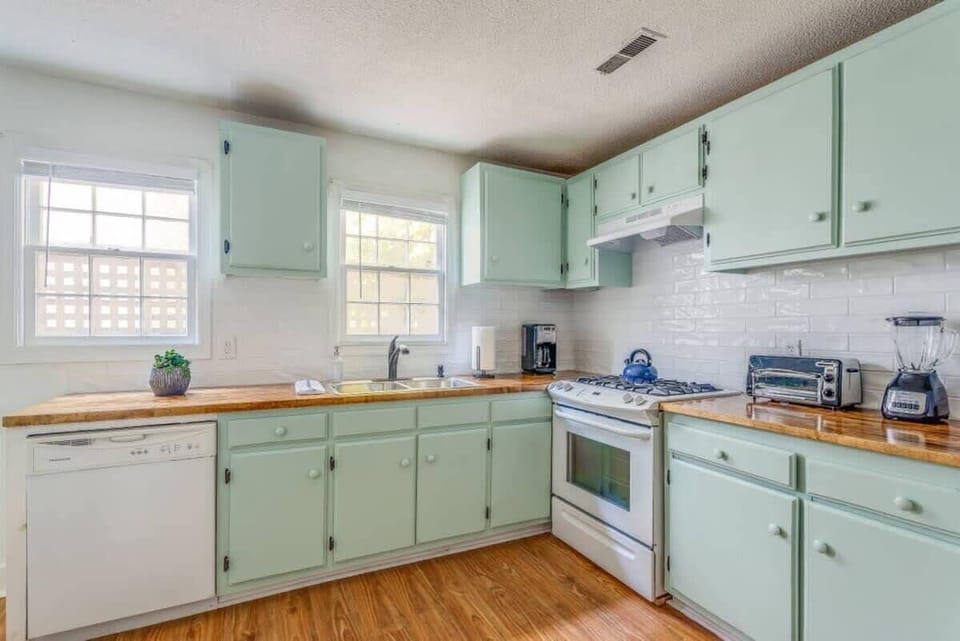 Well equipped kitchen!