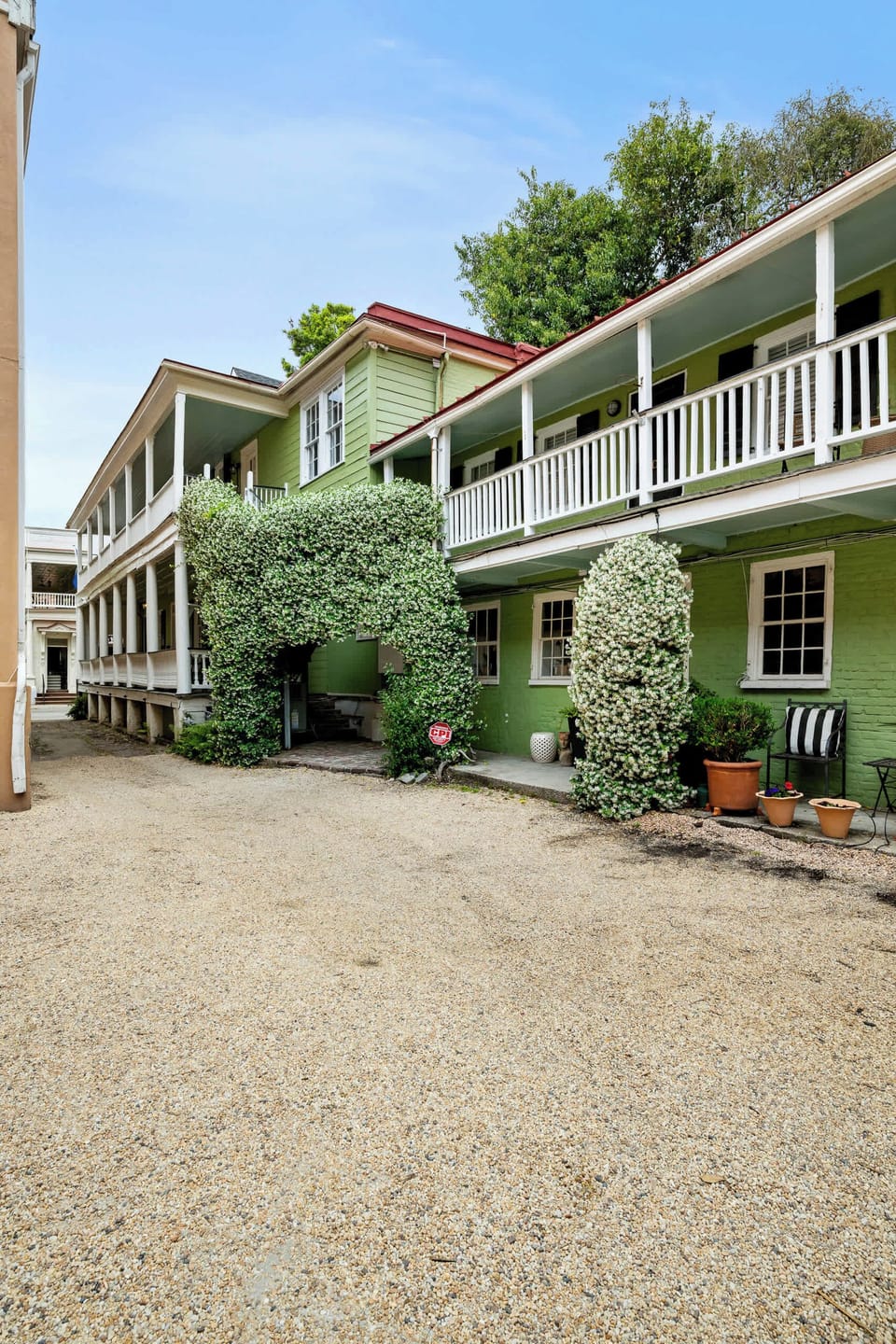 Welcome to the historic district! Looking forward to hosting you soon! 