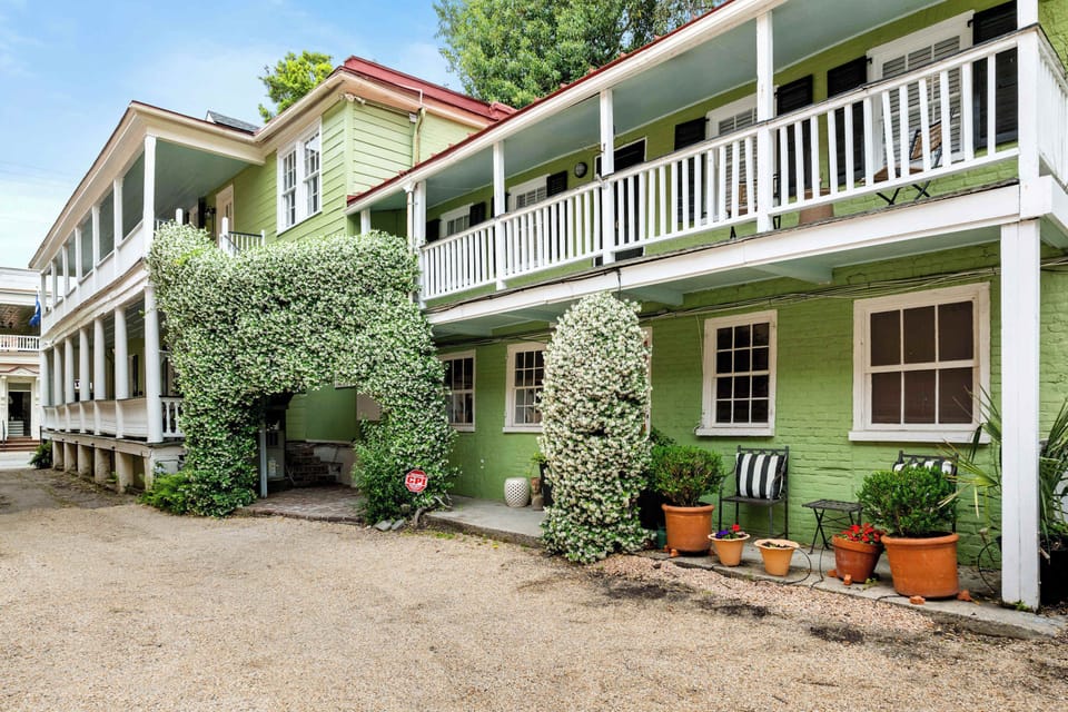 You can walk to everything in the historic district from this location! 