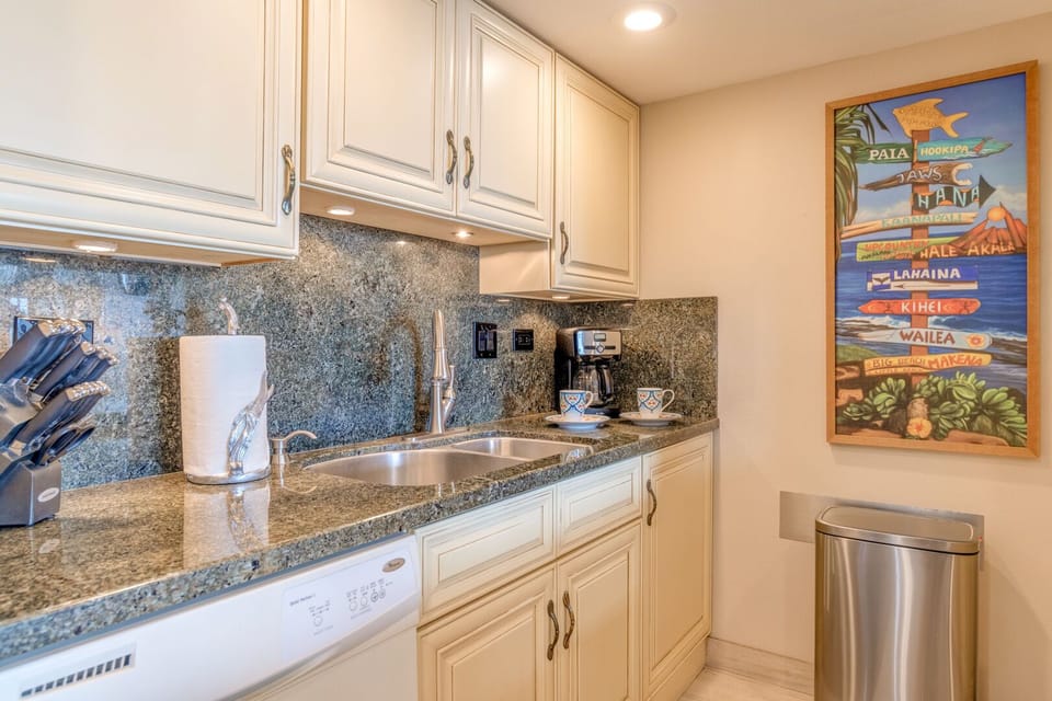 Spacious counter