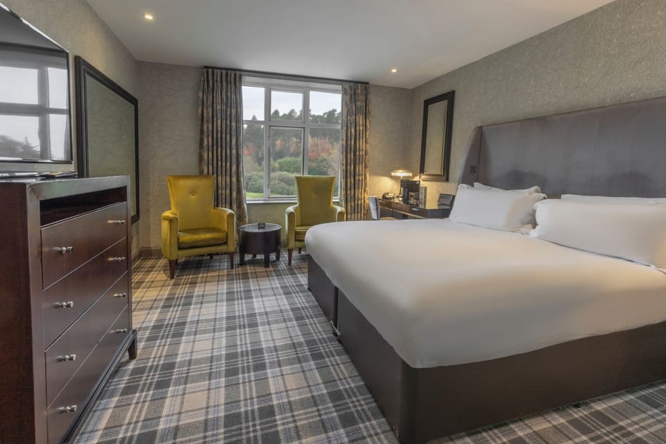 Superior King room | 1 bedroom, Egyptian cotton sheets, premium bedding, in-room safe