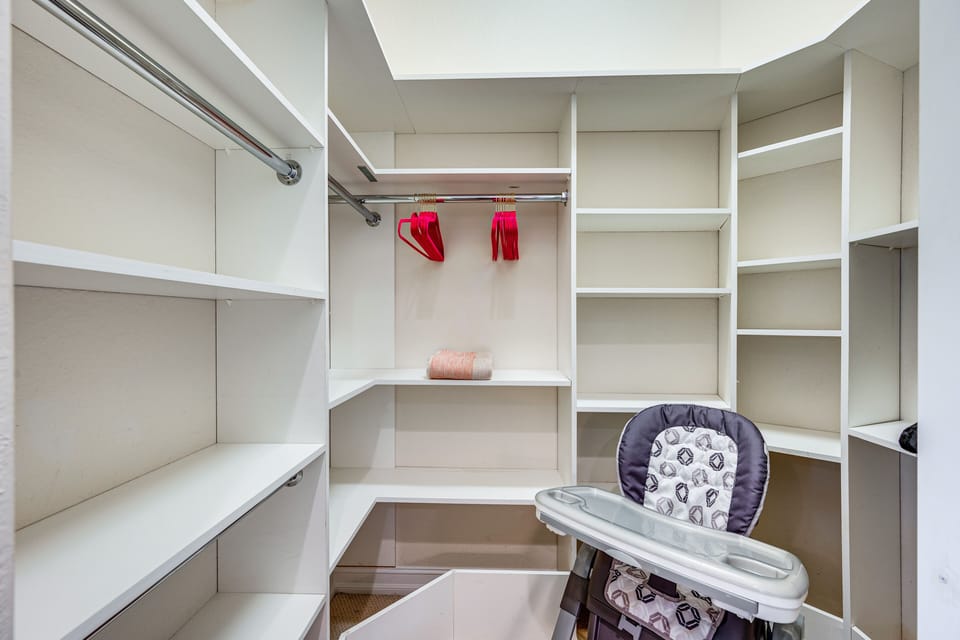 Walk-In Closet | High Chair