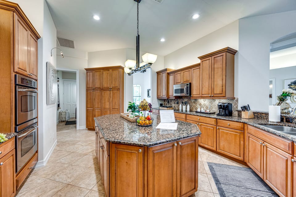 Kitchen | Blender | Coffee Maker | Toaster | Spices