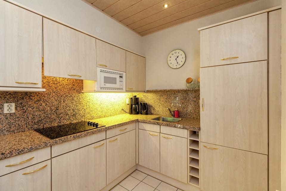 Apartment | Private kitchen | Highchair