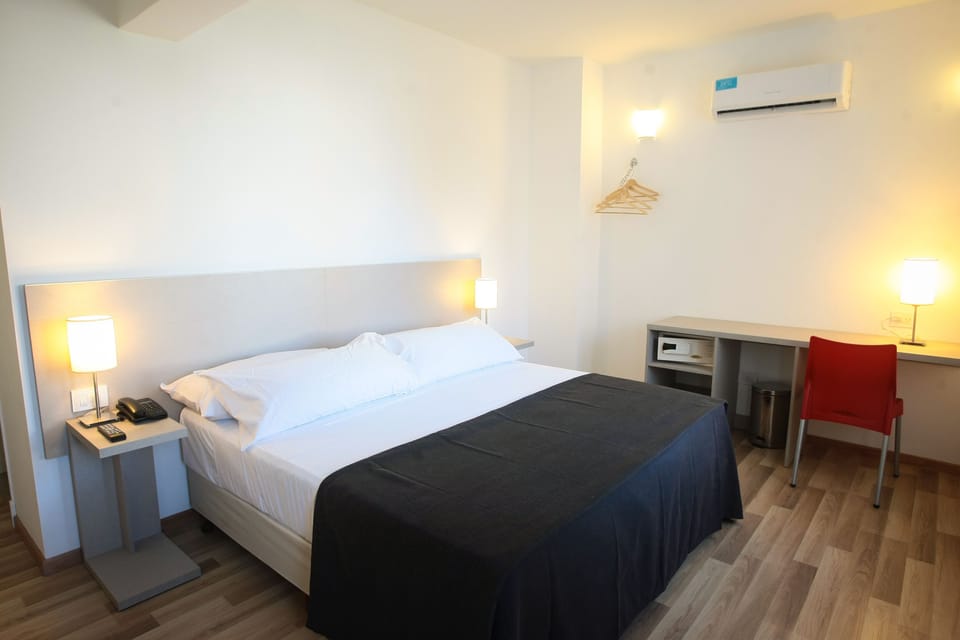 Standard Double Room | In-room safe, blackout drapes, soundproofing, iron/ironing board
