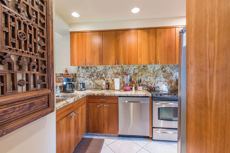 Fully equipped kitchen