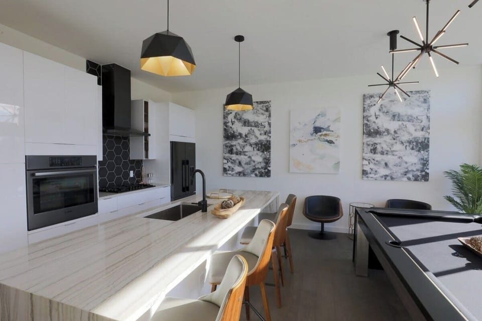 Gourmet Kitchen