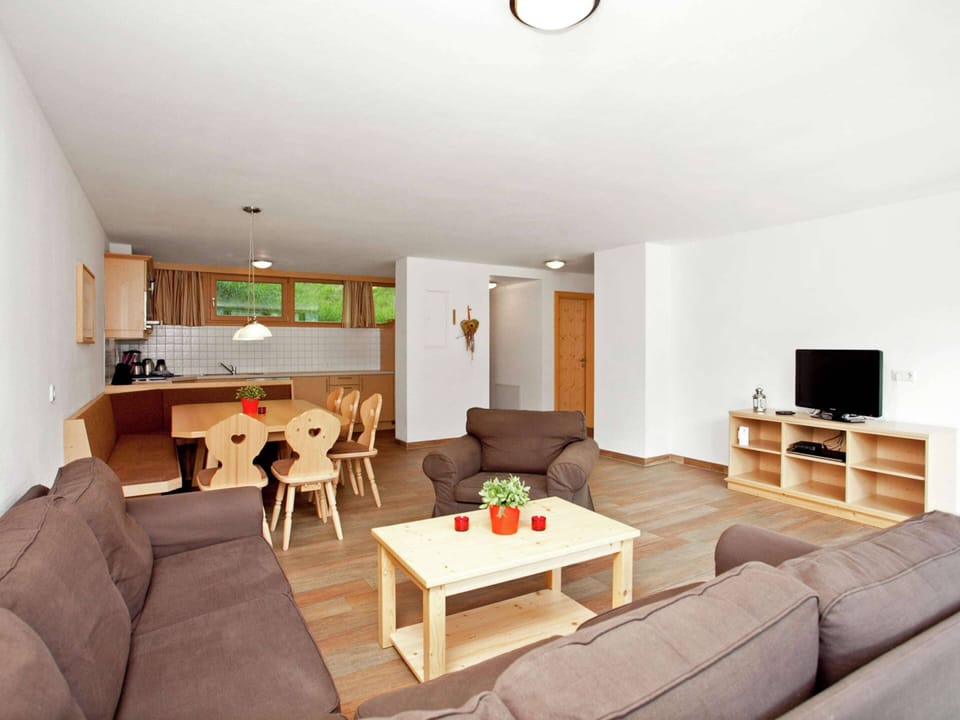 Chalet | Living area