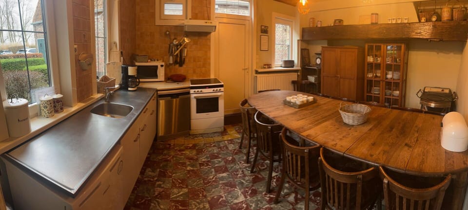 House | Private kitchen | Fridge, highchair