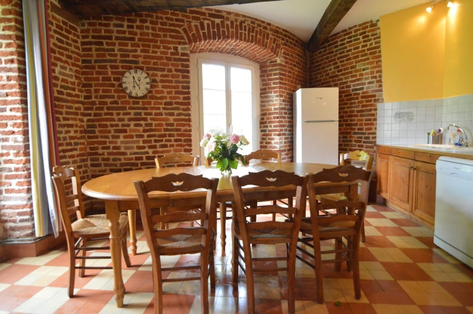 House | Dining