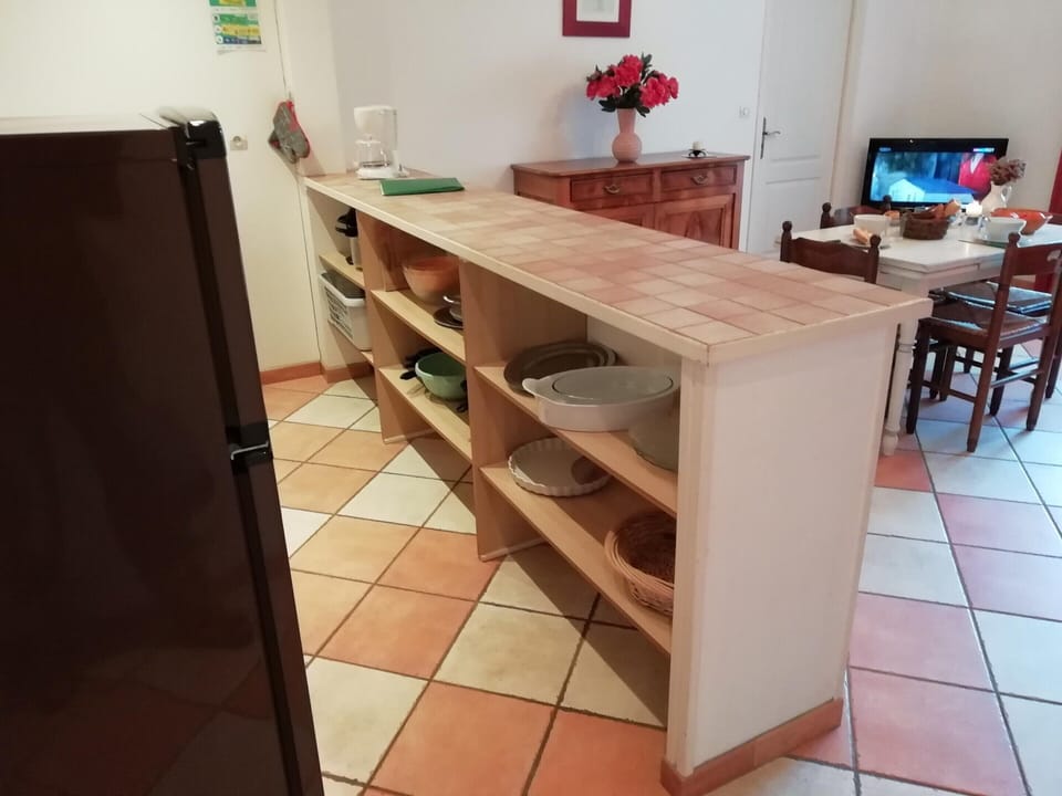 Apartment | Dining