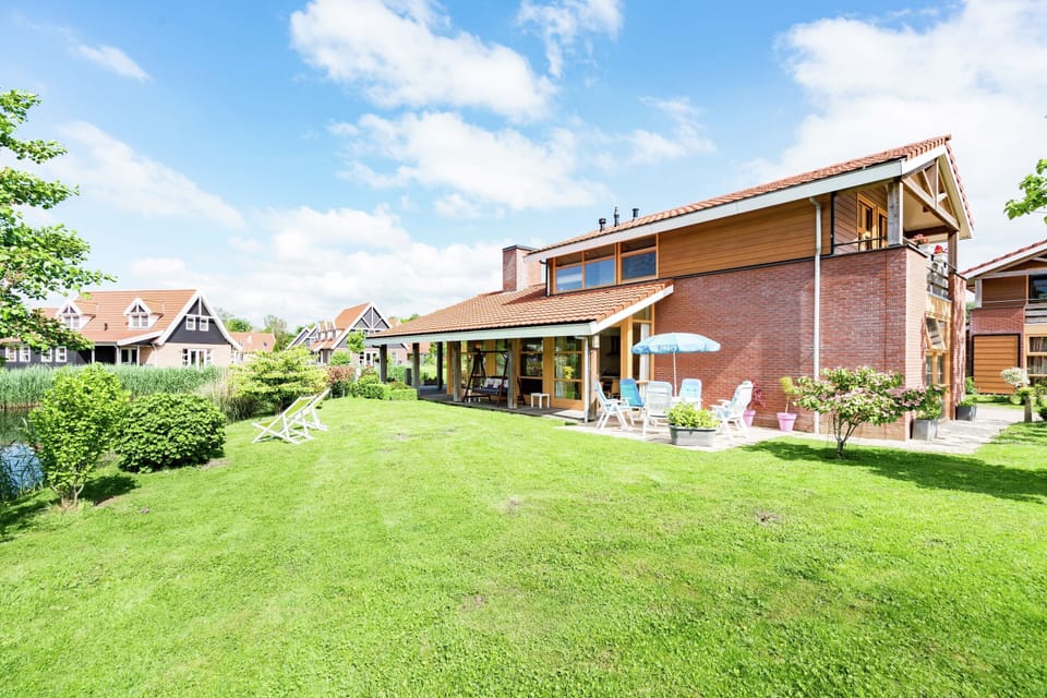 Villa | Garden