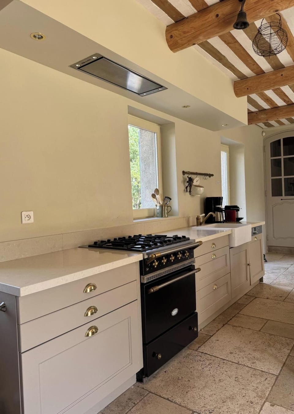Villa | Private kitchen | Microwave, dishwasher, highchair