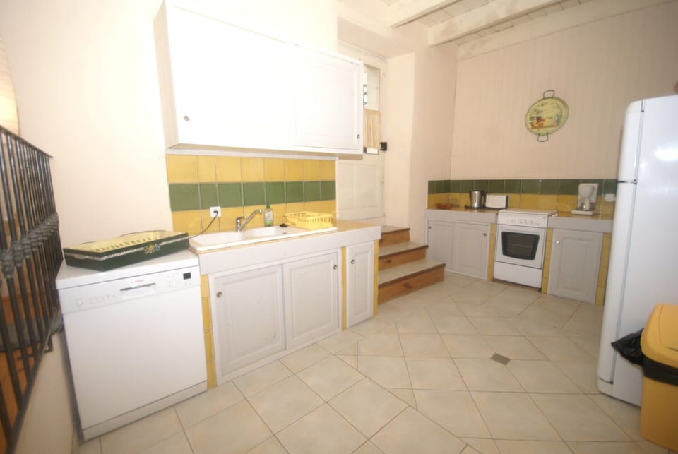 House | Private kitchen | Fridge, oven, coffee/tea maker, highchair