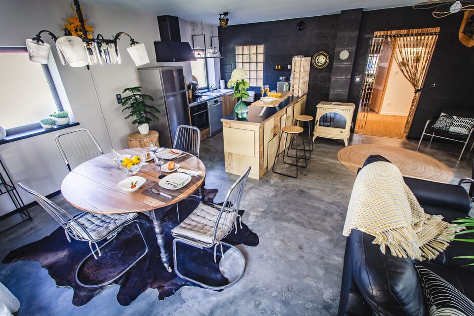 House | Dining