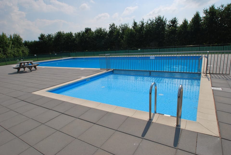 House | Pool | Outdoor pool