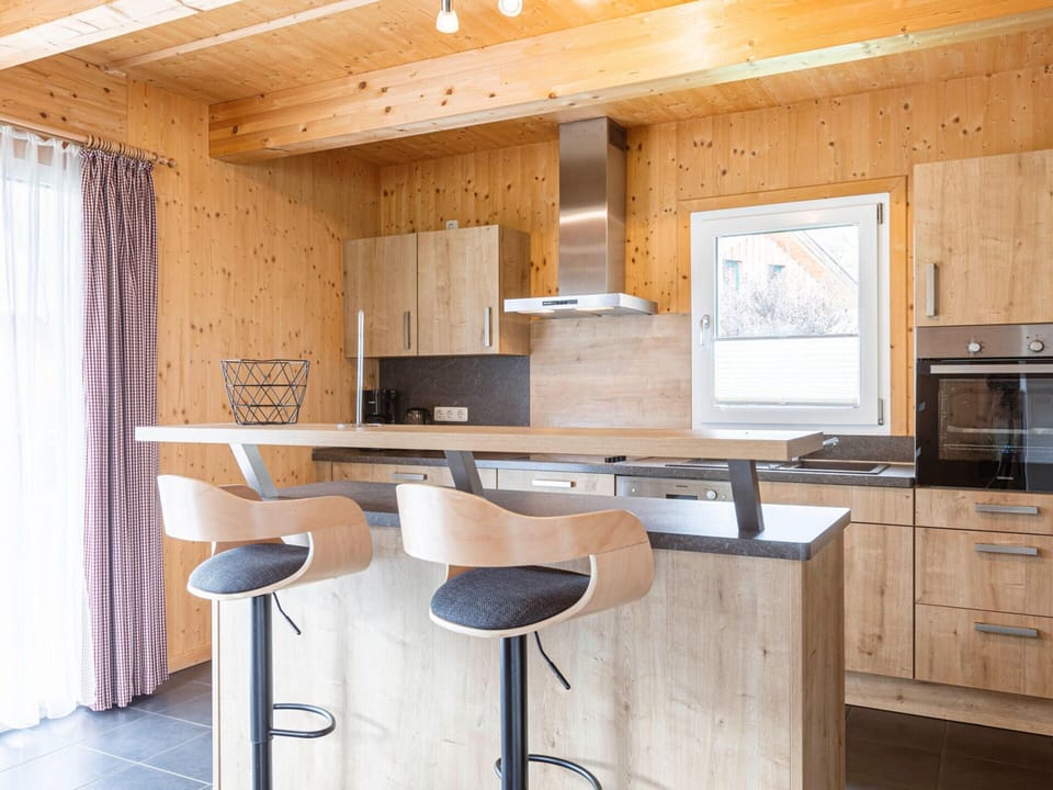 Chalet | Private kitchen | Highchair