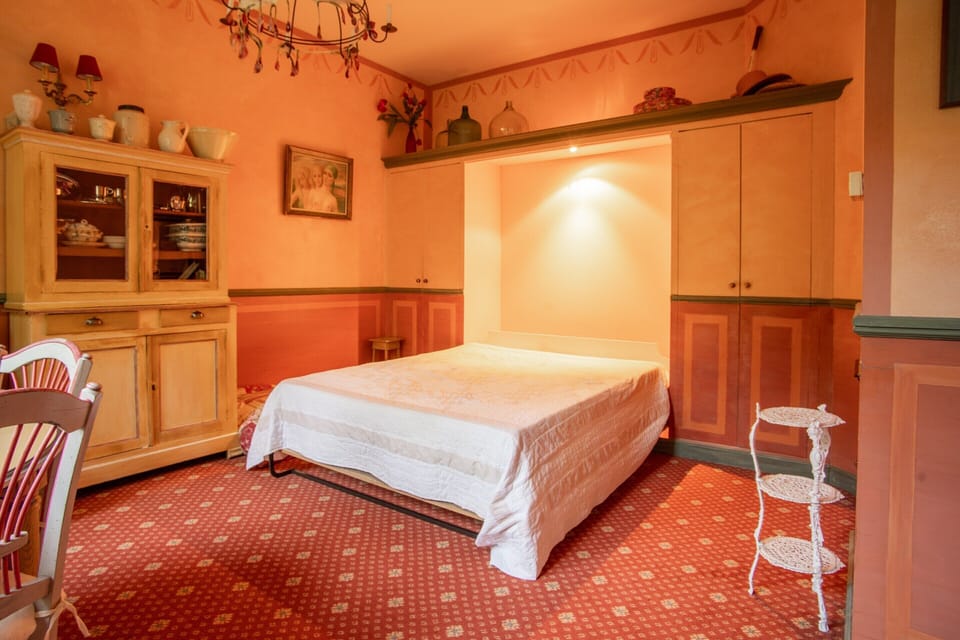Studio in Montbrun Castle With Pool Apartment in Provence