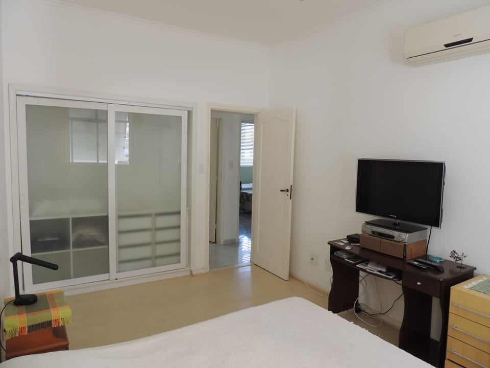 Suite (Sharing Enviroment) | 1 bedroom, memory foam beds, in-room safe, desk