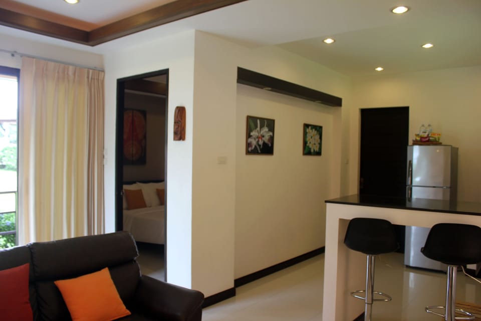 Villa, 1 Bedroom | 1 bedroom, minibar, individually decorated, individually furnished