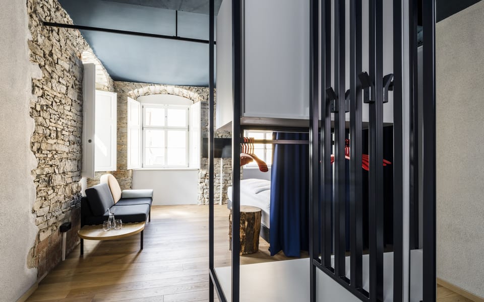 Deluxe Double Room | Hypo-allergenic bedding, minibar, in-room safe, individually furnished