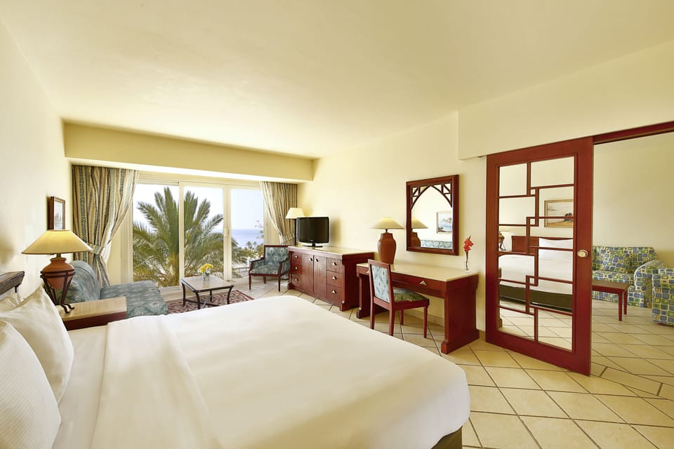 Egyptian cotton sheets, down comforters, minibar, in-room safe