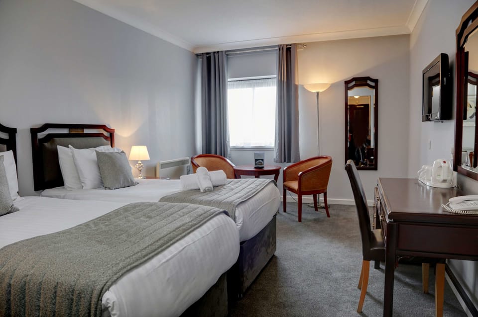 Desk, iron/ironing board, free WiFi, bed sheets