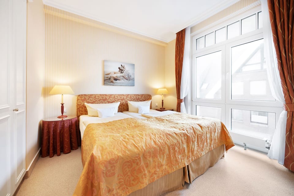 Minibar, in-room safe, desk, blackout drapes