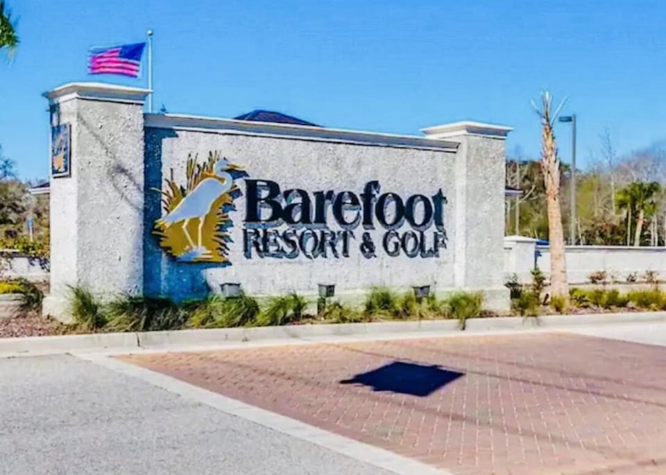 There's ten beautiful golf courses within two miles of this house.
