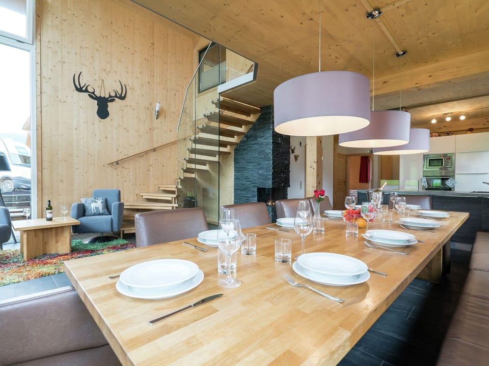 Chalet | Dining