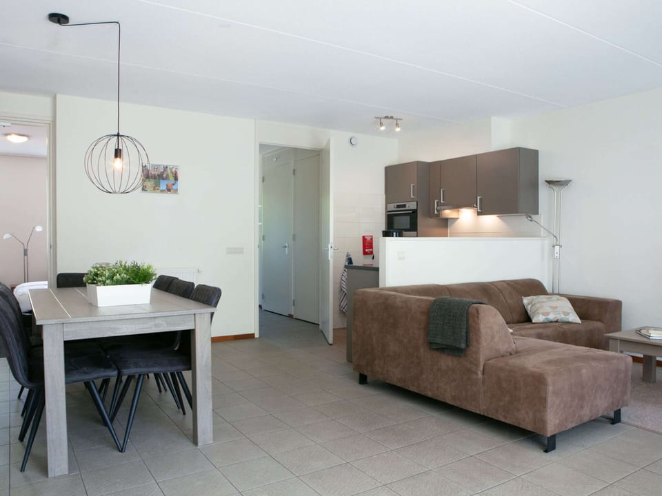 House | Dining