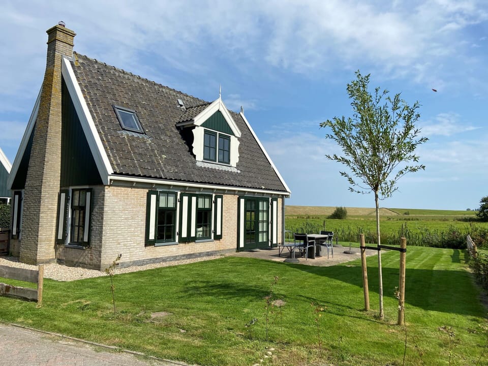 Villa | Exterior