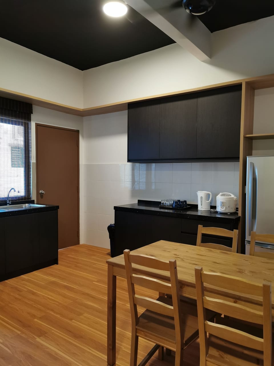Deluxe Suite, 2 Bedrooms (L50) | Private kitchen | Electric kettle