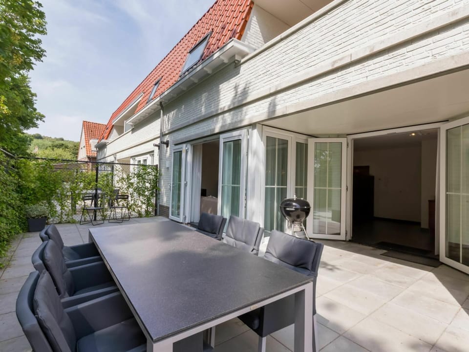 Apartment | Dining