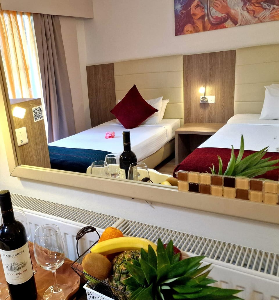 In-room safe, desk, soundproofing, WiFi (free)