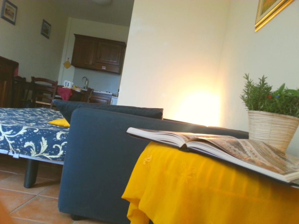 Apartment, 1 Bedroom (2 Adults + 2 children) | Private kitchen | Fridge, microwave, stovetop, coffee/tea maker