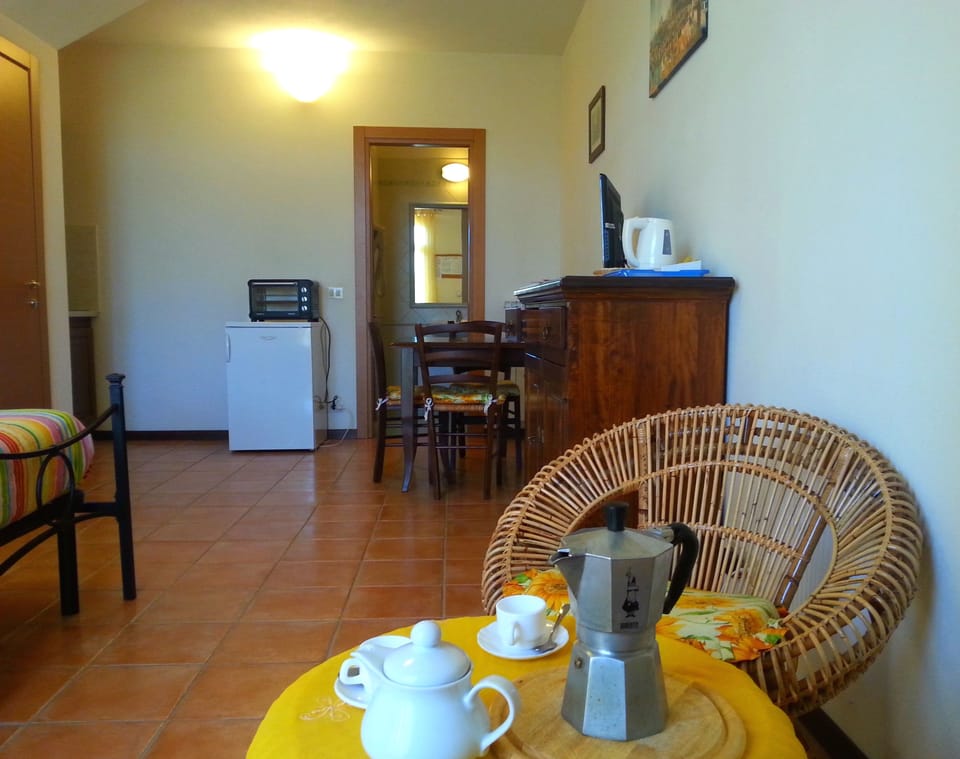 Studio | Premium bedding, desk, iron/ironing board, free WiFi