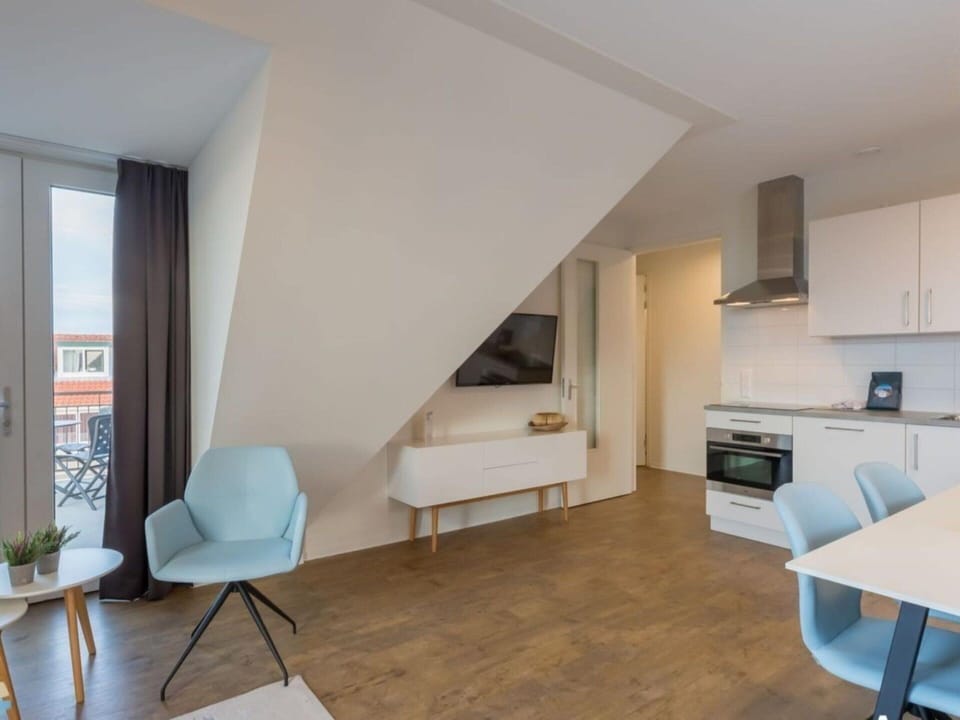 Apartment | Dining