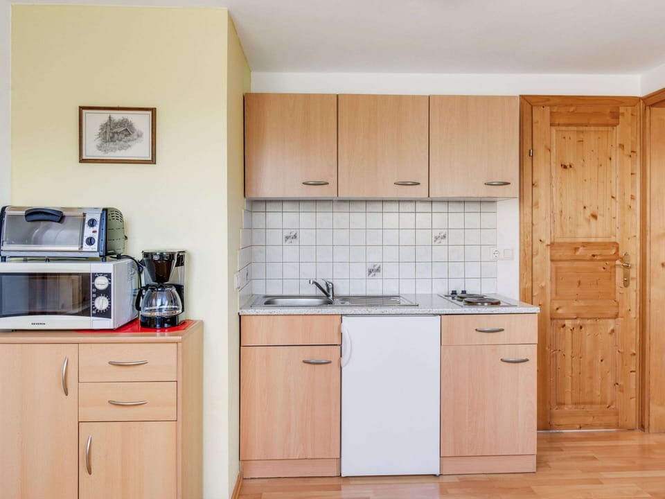 Apartment | Private kitchen | Cookware/dishes/utensils