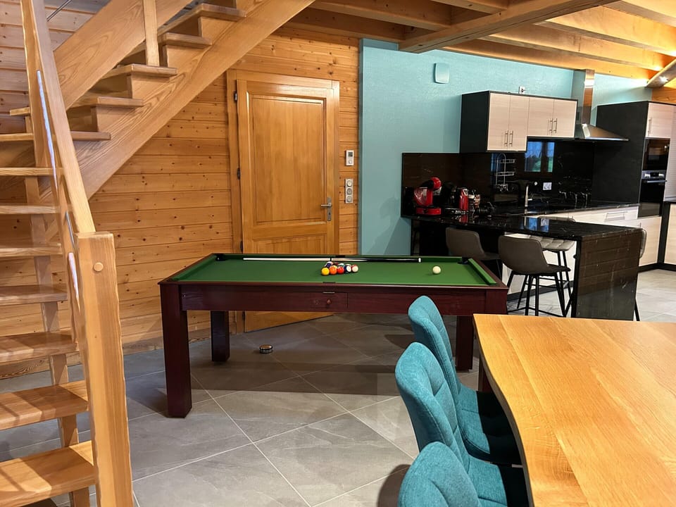 Chalet | Game room