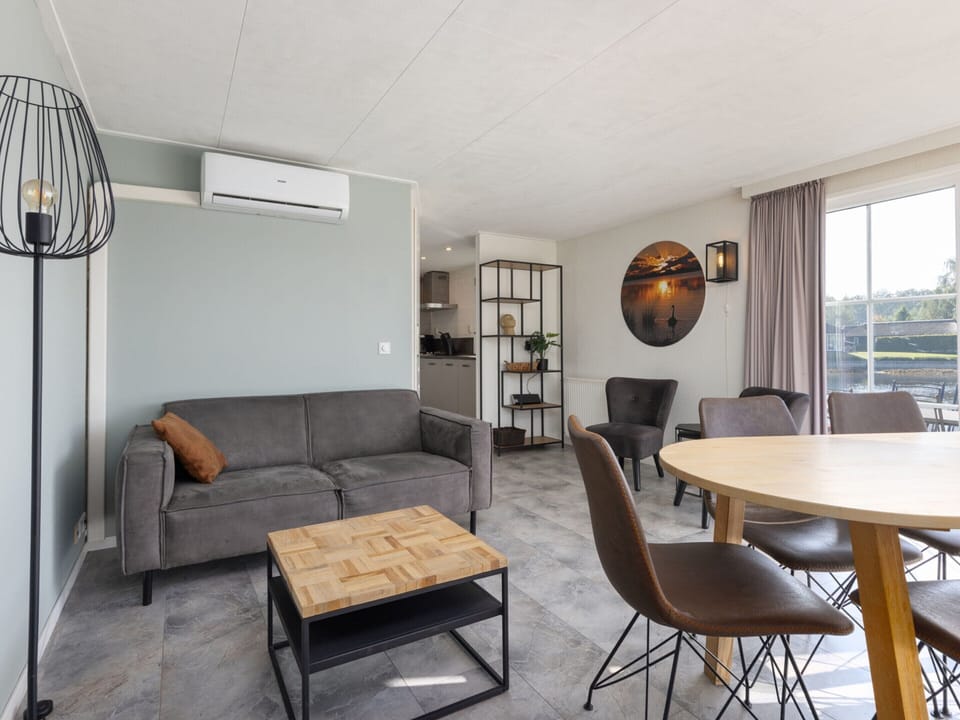 Chalet | Dining