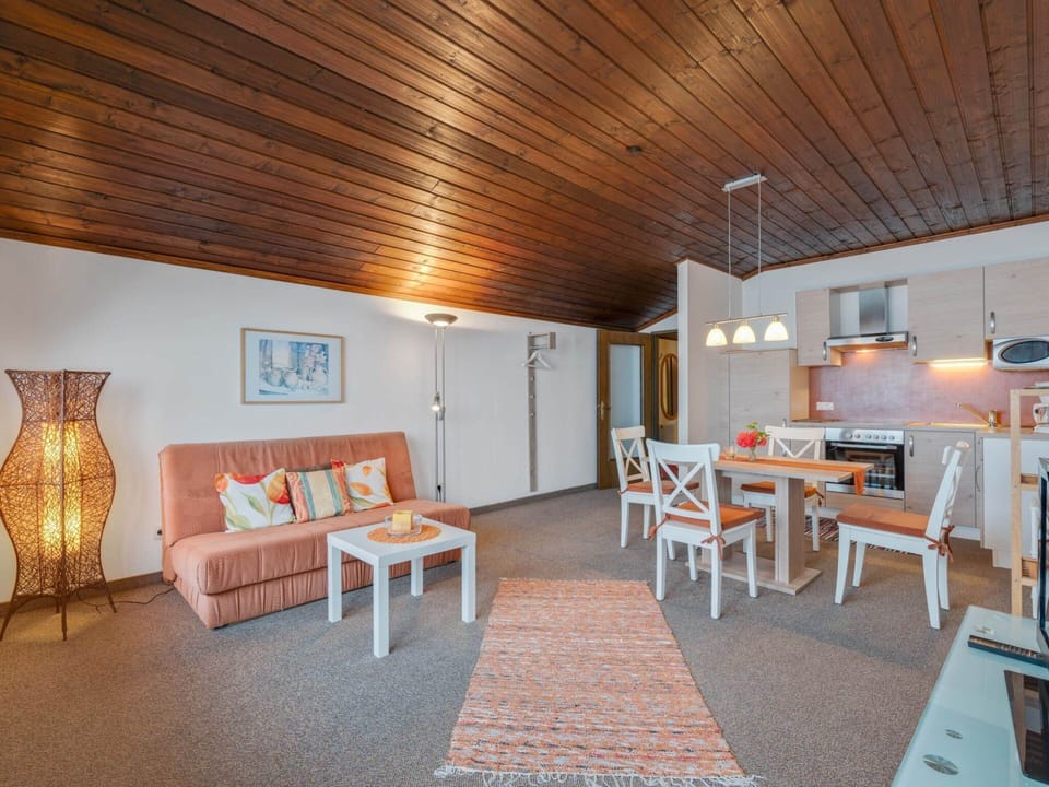Apartment | Dining