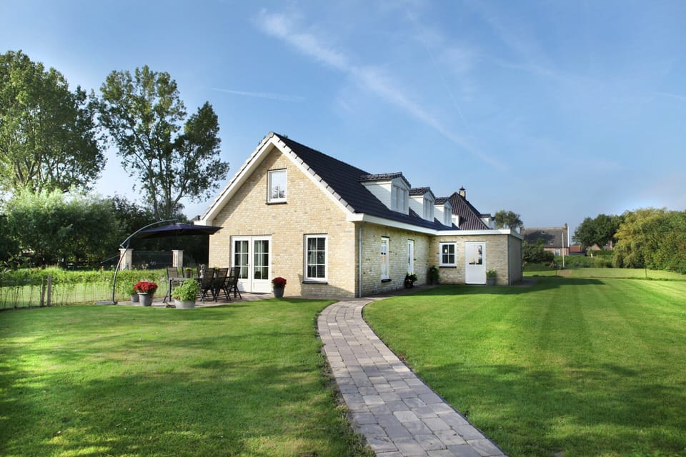 Villa | Exterior