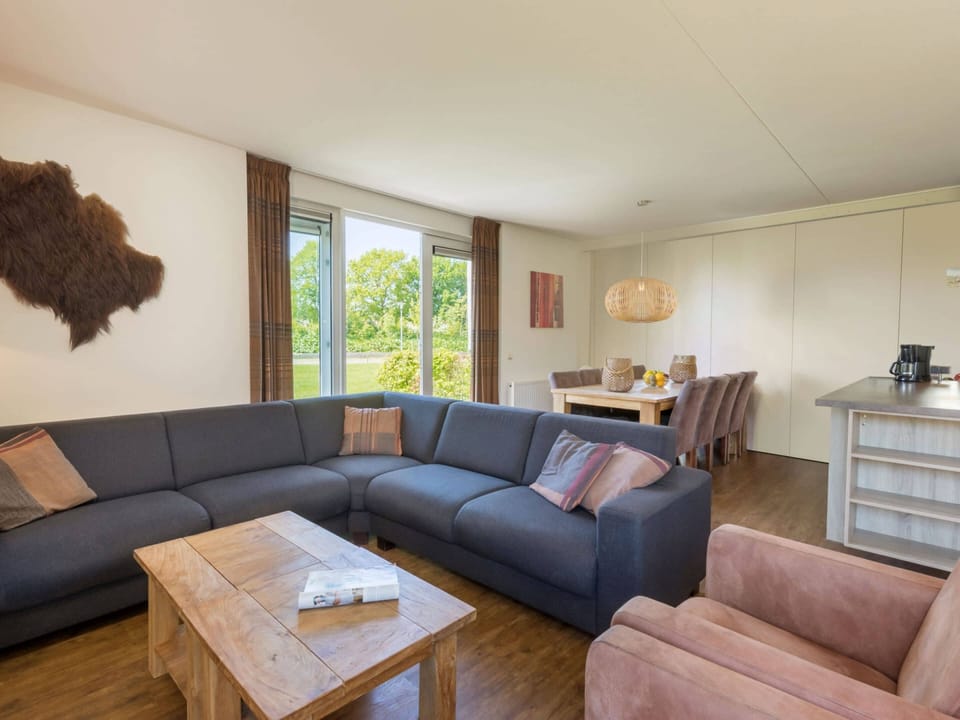 House | Living room