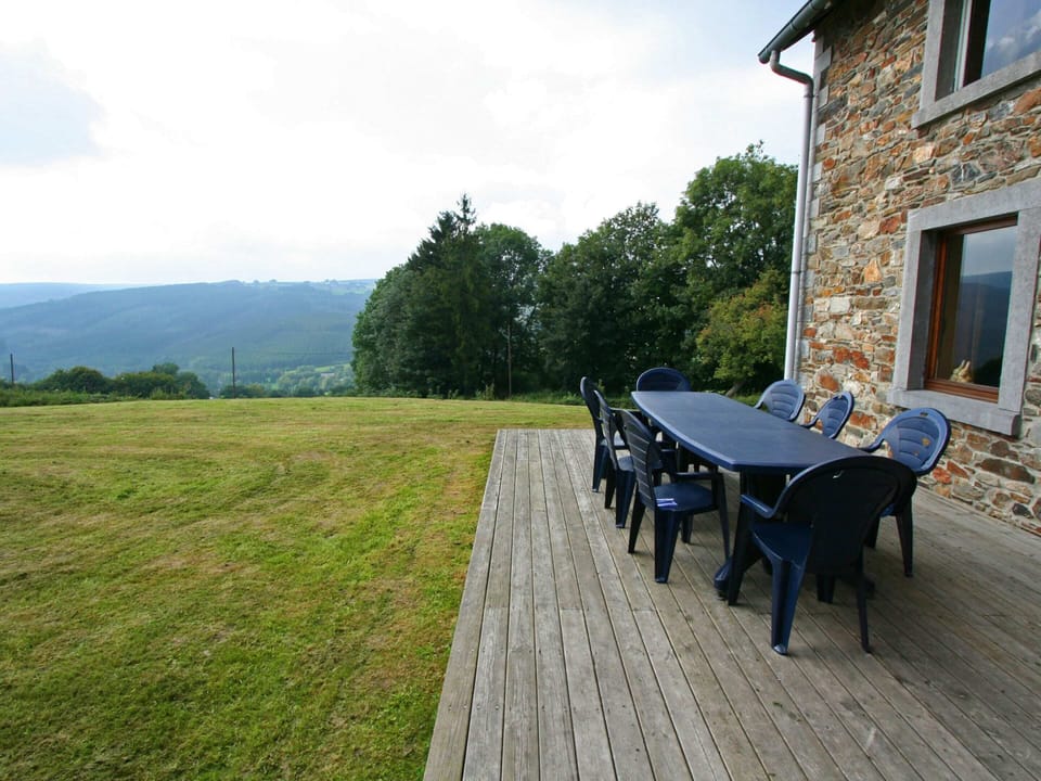 Cottage | Dining