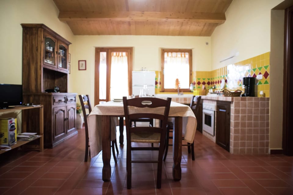 House | Private kitchen | Highchair