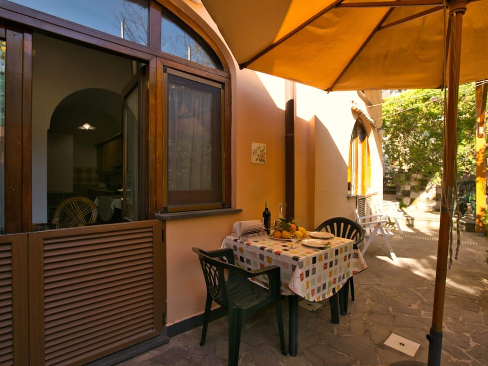 House | Dining